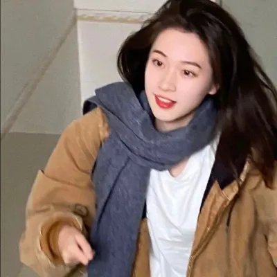 赤裸的公务员